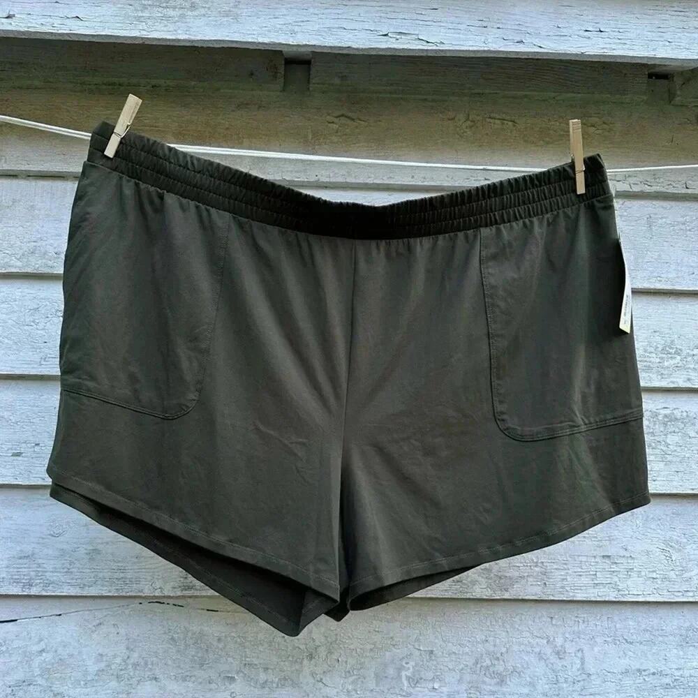 All‎ in motion, olive green athletic shorts with pockets elastic waist Size 3X